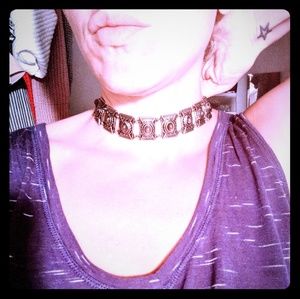 VINTAGE Gold choker necklace
